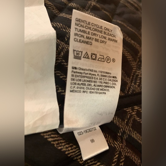 Chico’s Black Quilted Jacket - Picture 7 of 7